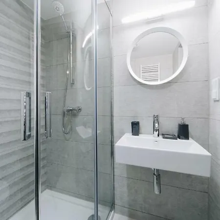 M7 Main Square With Free Parking Friends Escape 크라쿠프